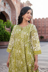 Gathered Boteh Kurta