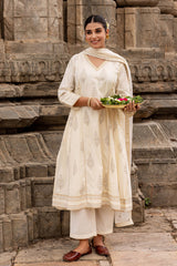 Apurva V-Neck Kurta