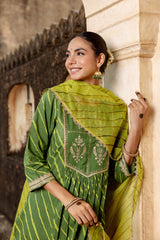 Aaranya Lehariya Kurta