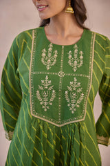 Aaranya Lehariya Kurta