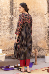 Sanskriti Zigzag Kurta