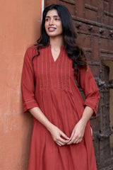 Tarini Kurta