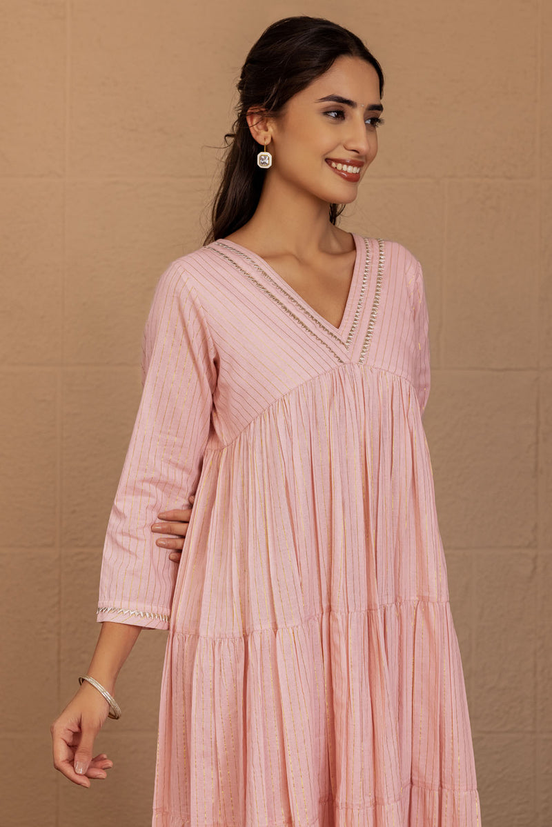 Lakshmi Gulaab Kurta