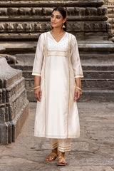 Priya Onam Kurta