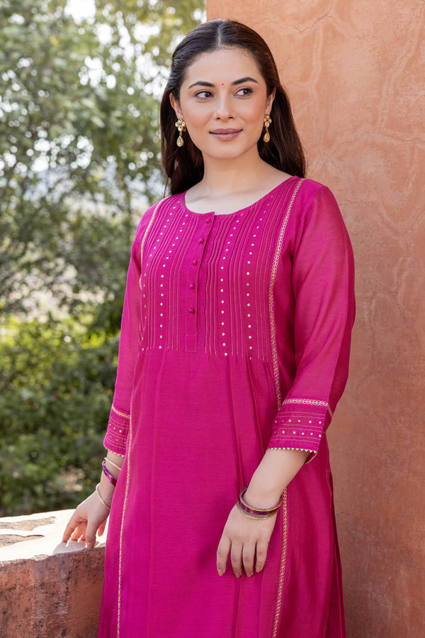 Gulabi Kurta