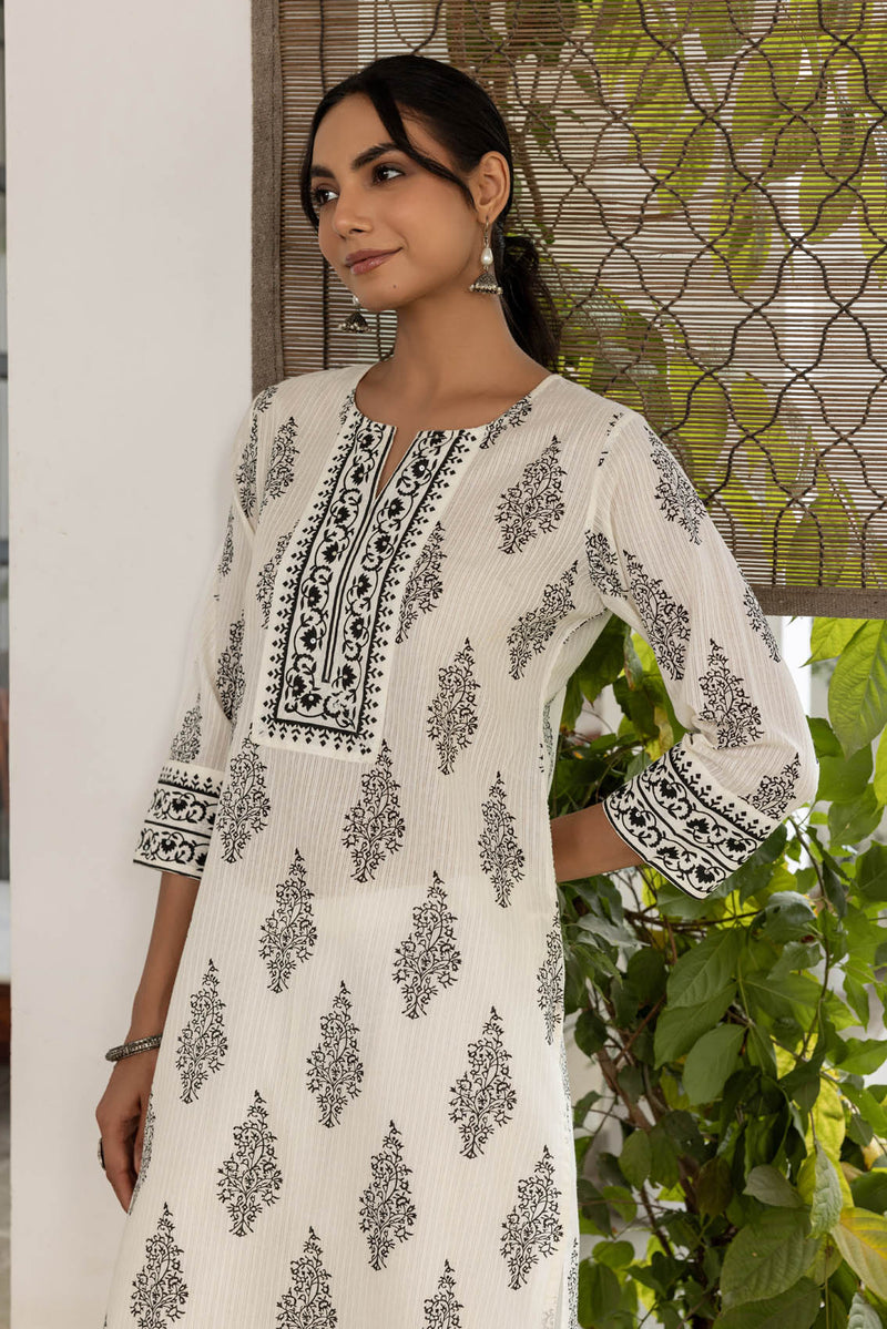 Bootas & Borders Kurta