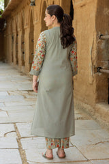 Suhana Sage Kurta