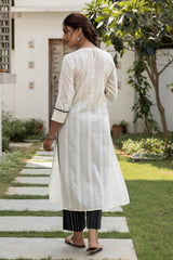 Applique Yoke Kurta