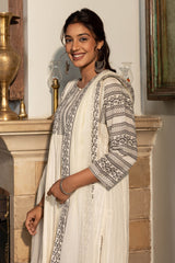 Border Yoke Kurta