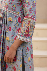 Gulnaaz Floral Kurta