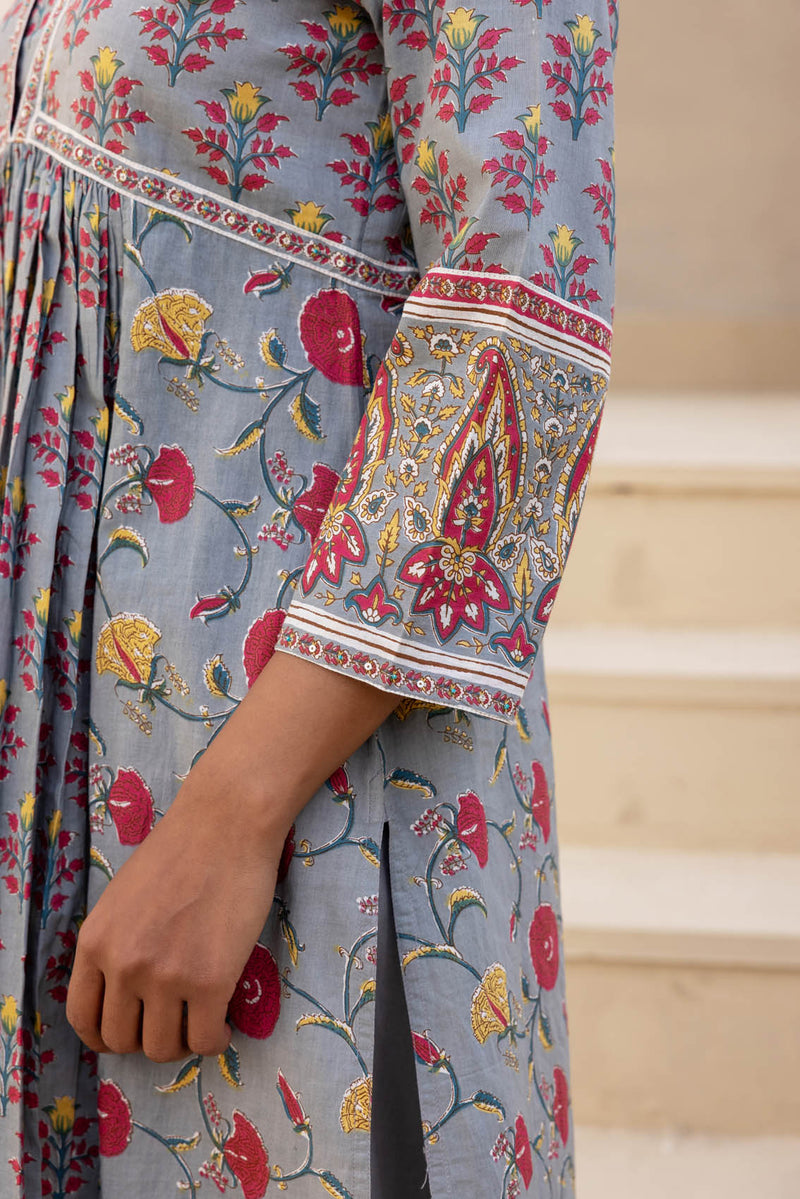 Gulnaaz Floral Kurta