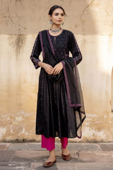 Raatrani Kurta