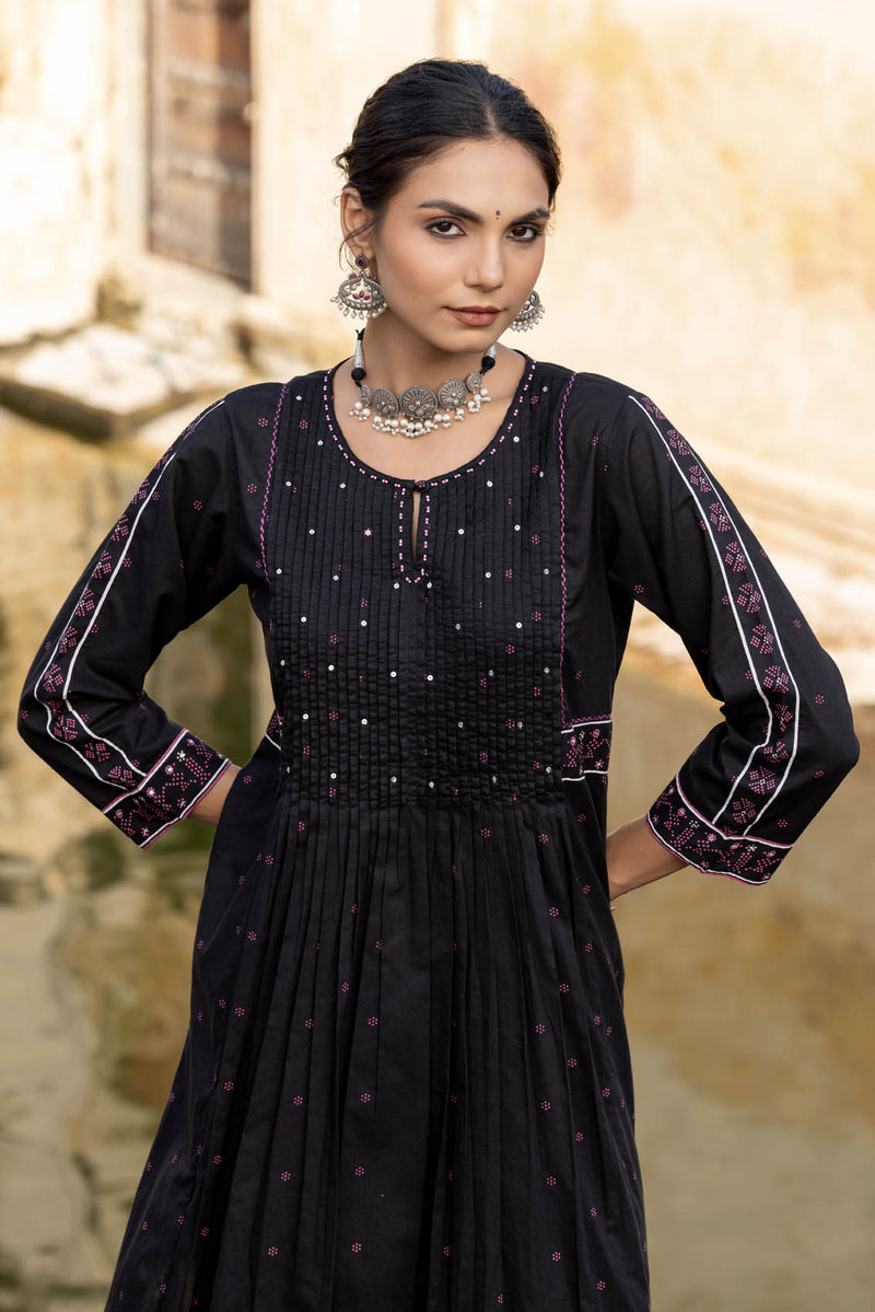 Raatrani Kurta