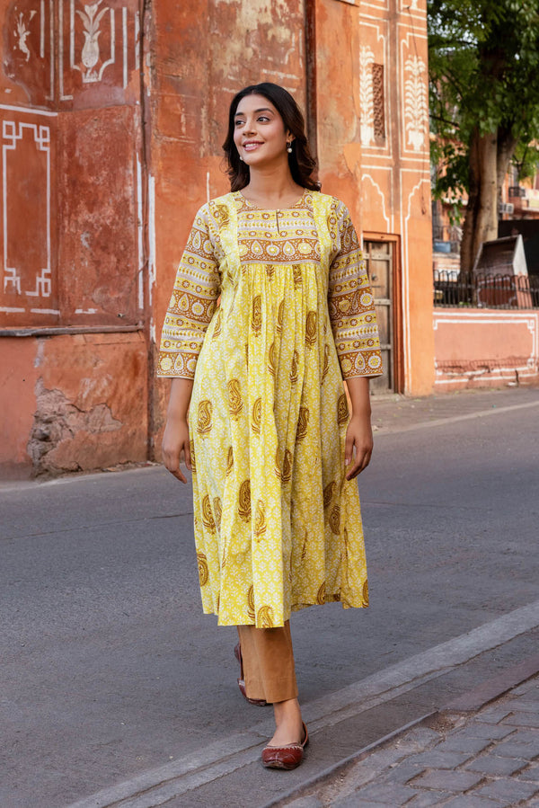 Border Boteh Kurta