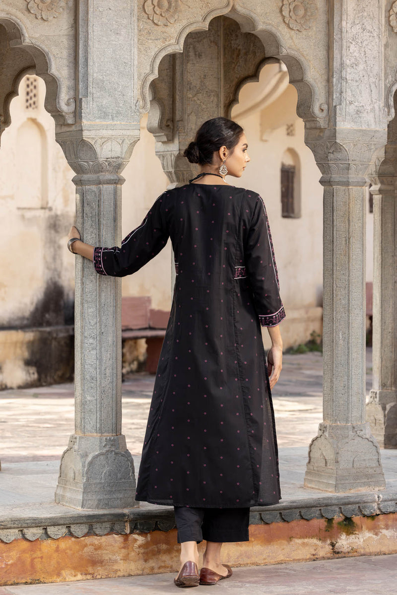Raatrani Kurta