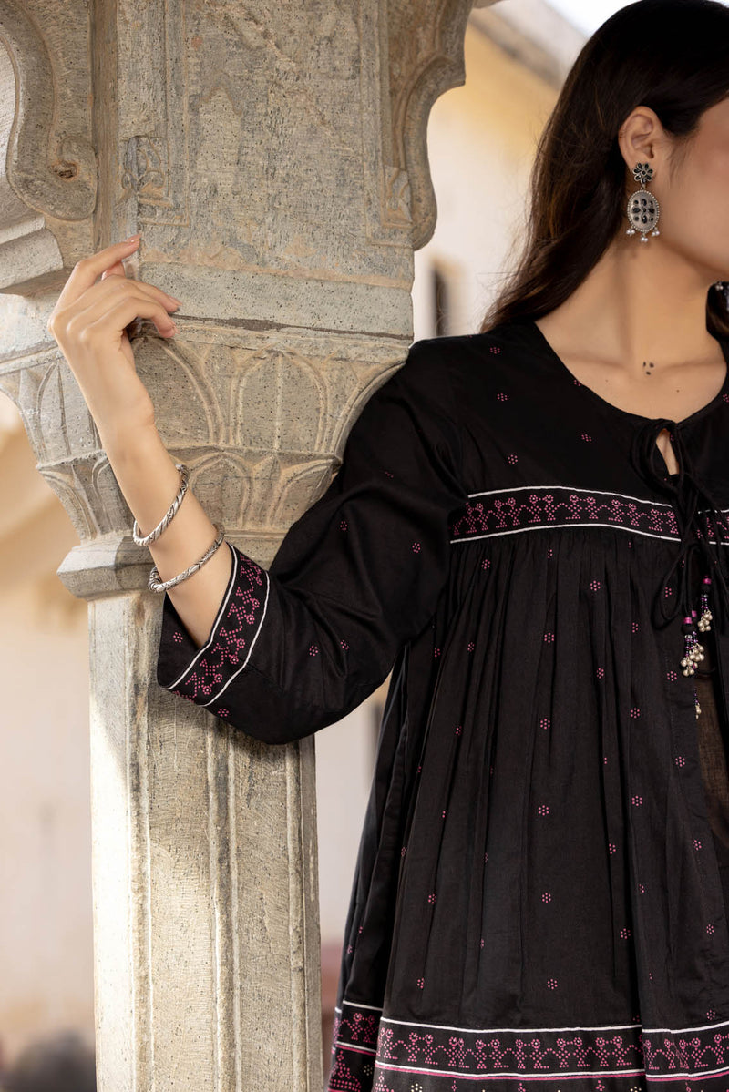 Kaaro Kediya Top