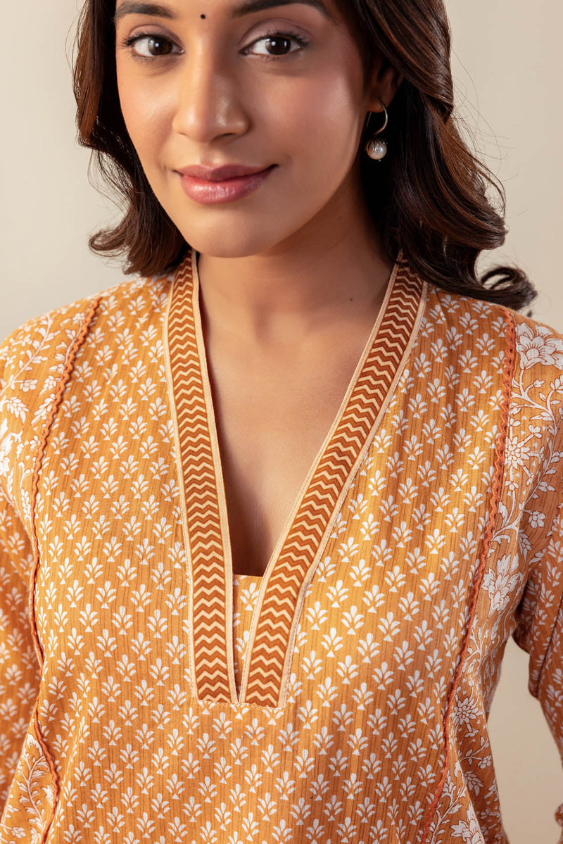 Narangi Kurta