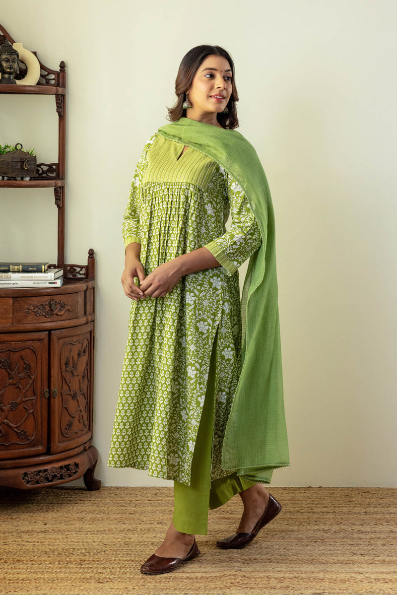 Harit Kurta