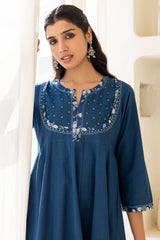 Nilaya Kurta