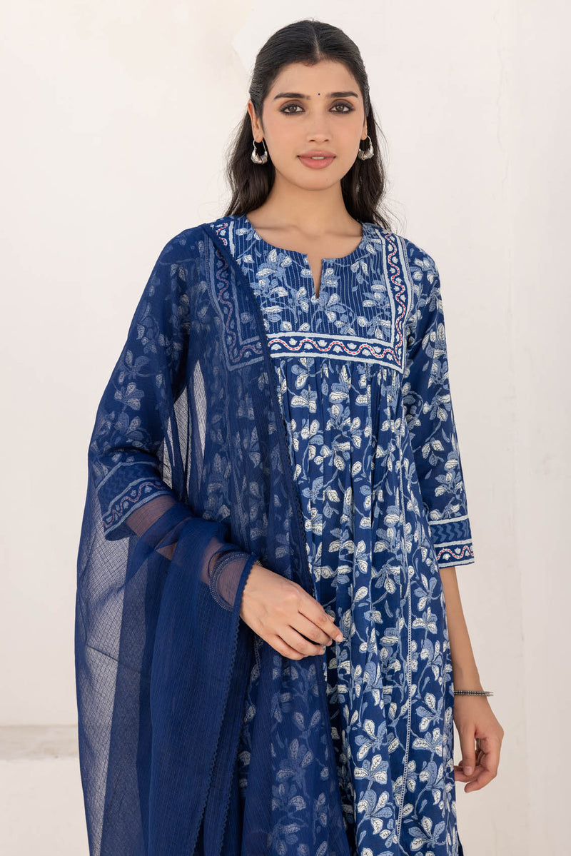 Nila Phool Kurta