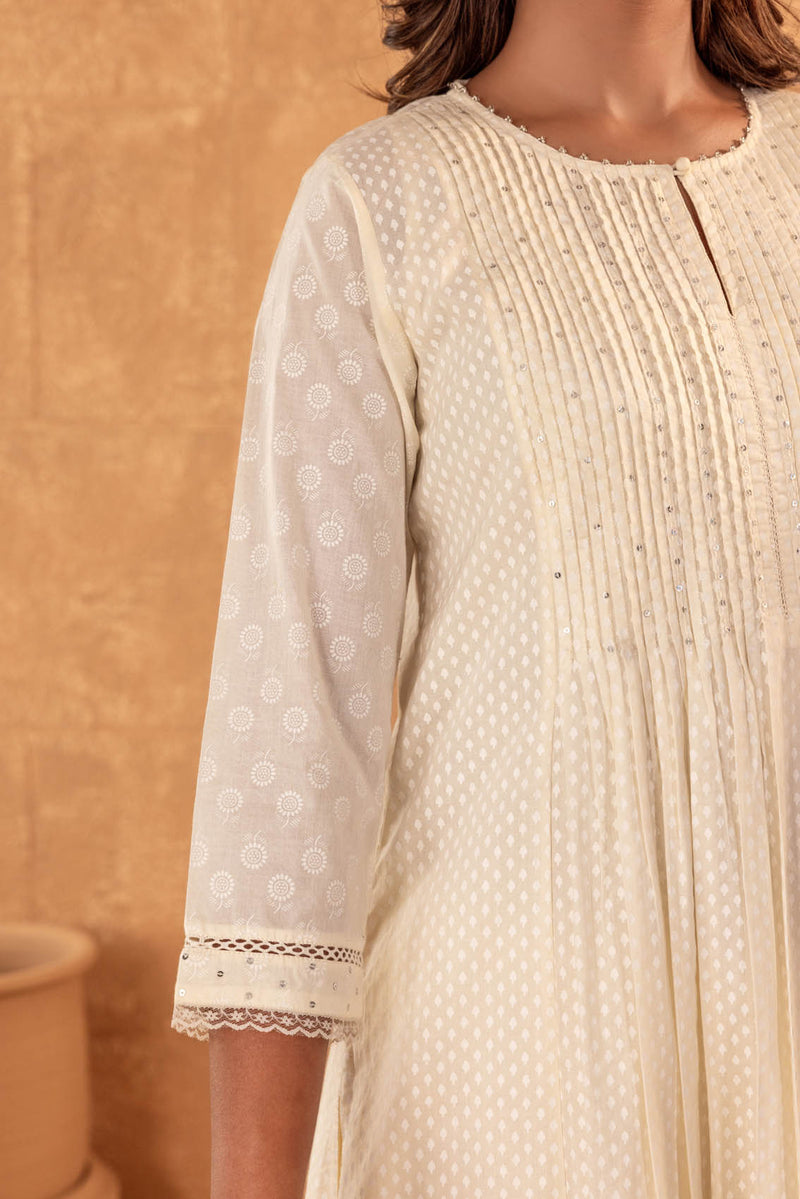 Cream Chunakhadi Kurta