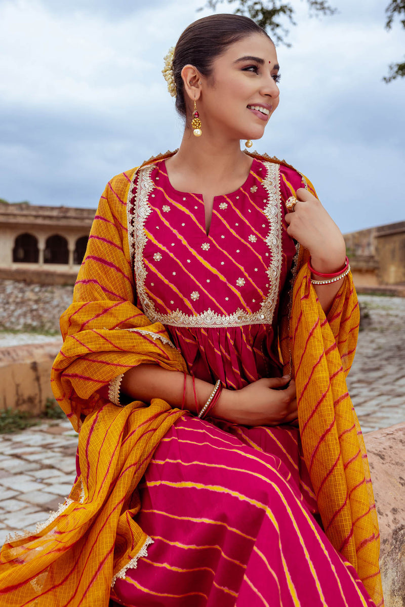 Sindoori Lehariya Kurta
