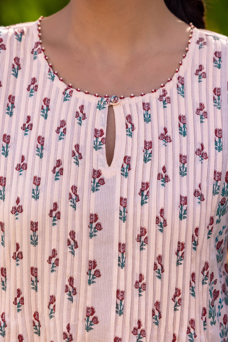 Pleated Floral Grid Kurta