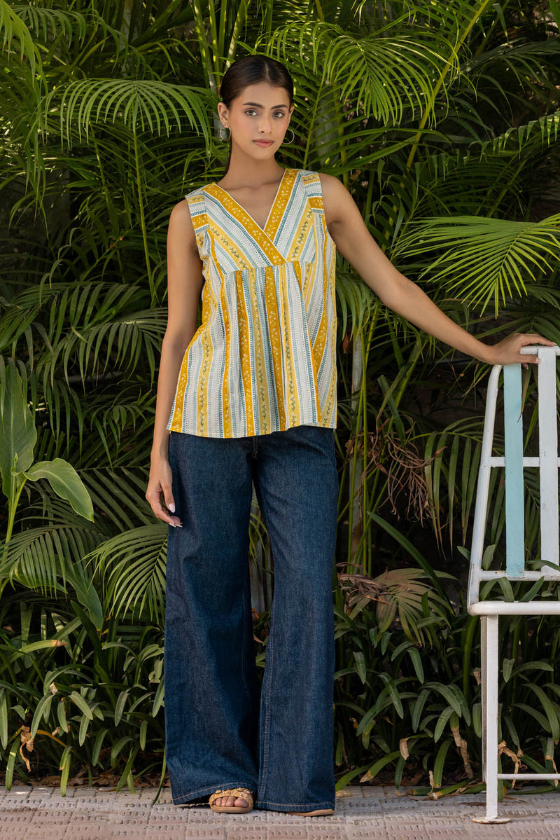 Floral Border Top