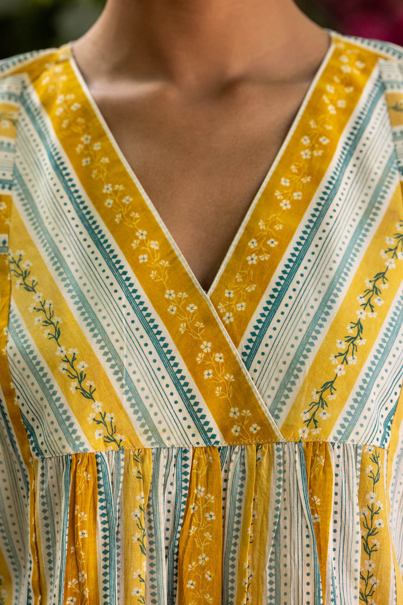 Floral Border Top