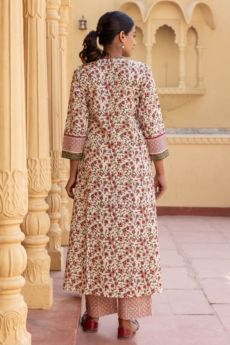 Kesar Kyaari Gulabi Kurta