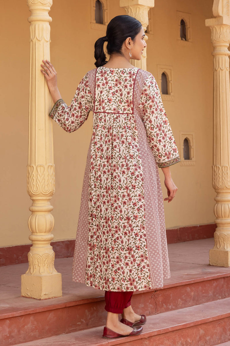 Amer Gulabi Kurta