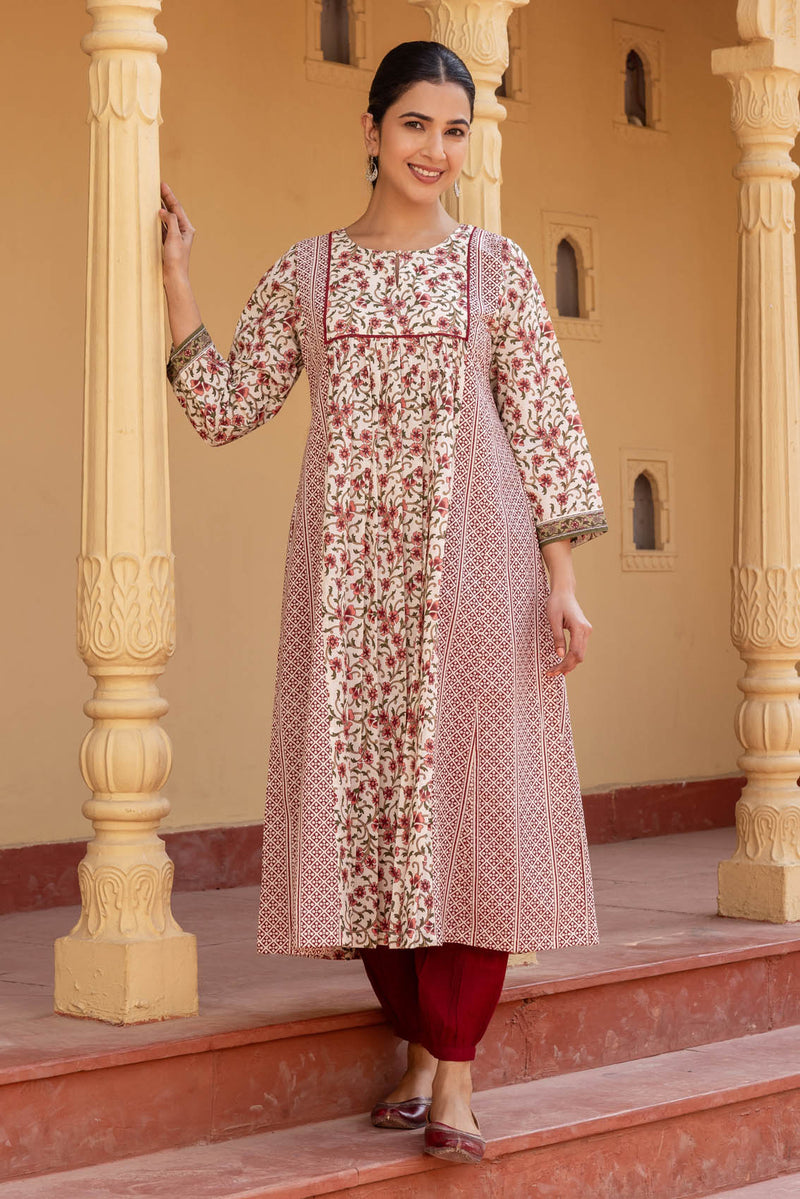 Amer Gulabi Kurta