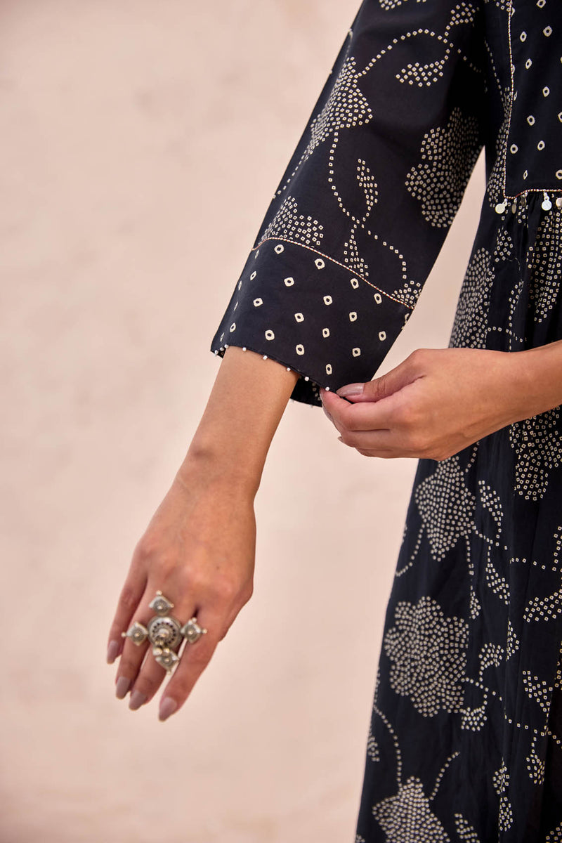 Kohl Bandhani Kurta