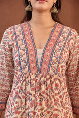 Nargis Kurta