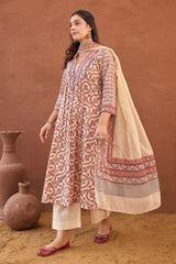 Nargis Kurta