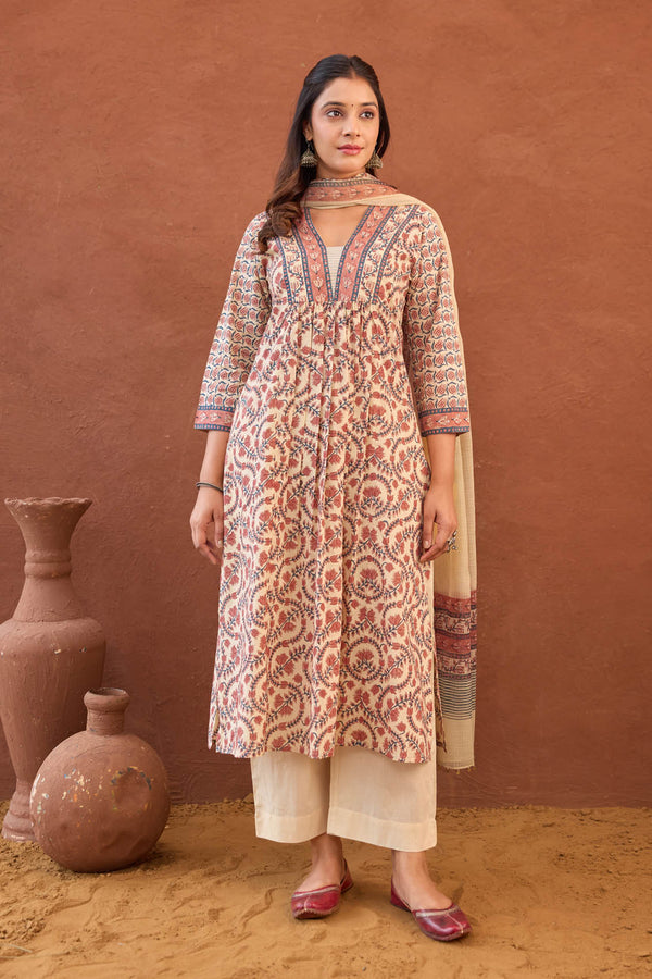 Nargis Kurta