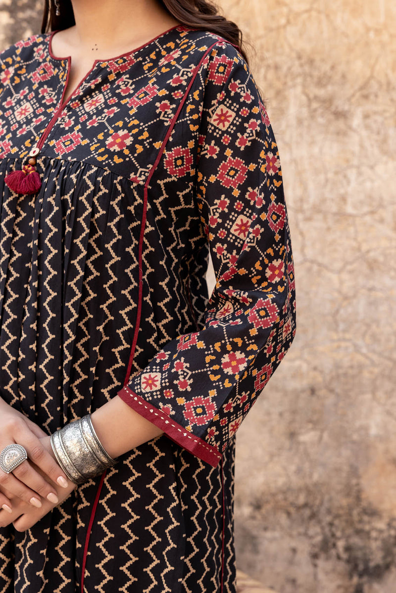 Sanskriti Zigzag Kurta