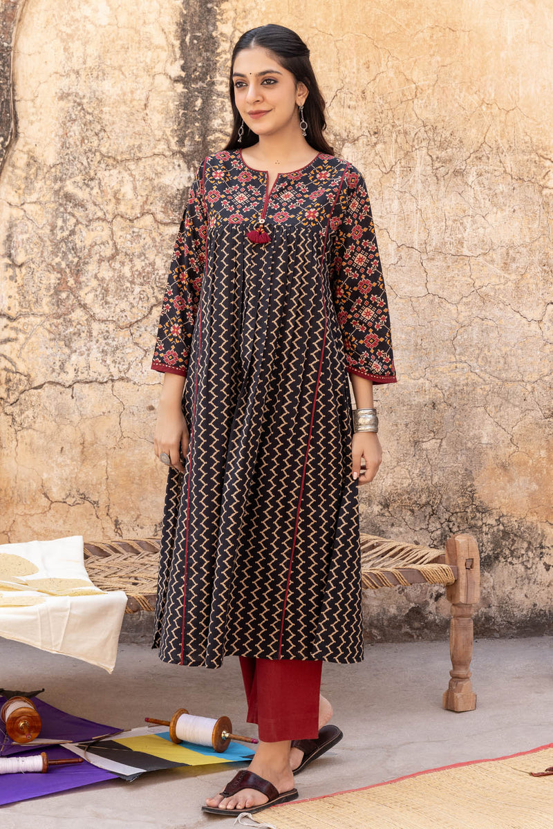 Sanskriti Zigzag Kurta
