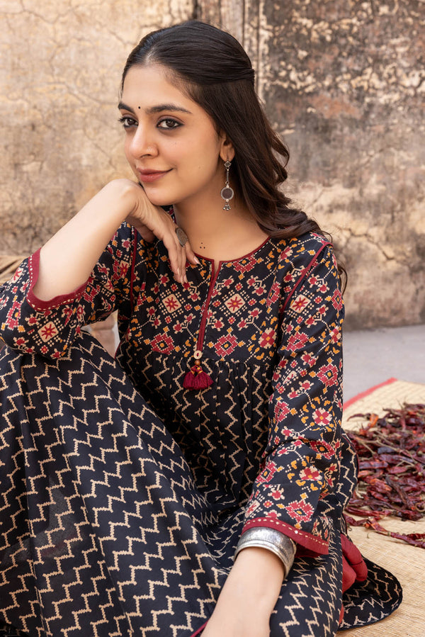 Sanskriti Zigzag Kurta