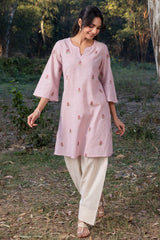 Gulabi Kurti